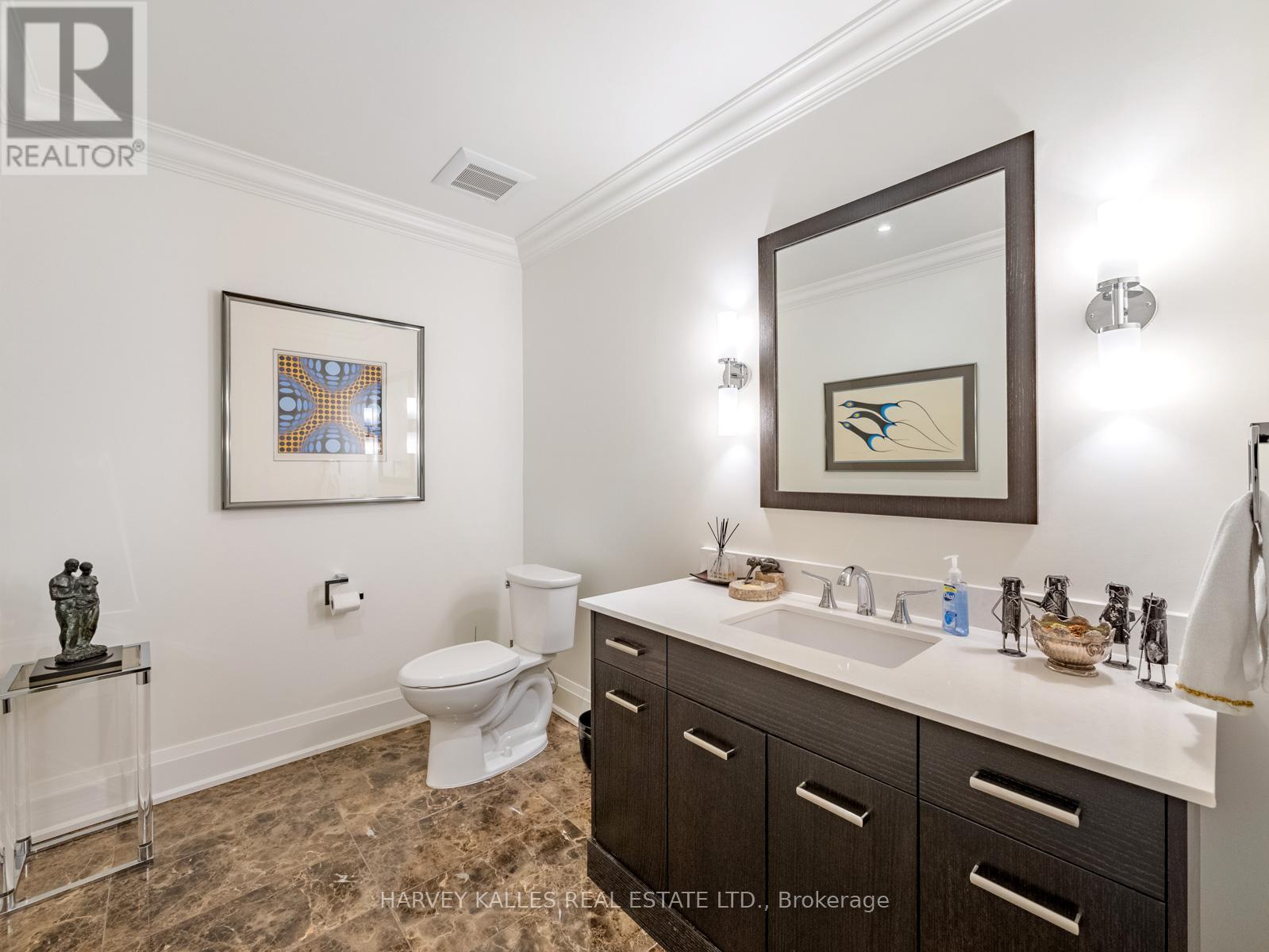 A - 2460 Bayview Avenue, Toronto, Ontario  M2L 0A3 - Photo 7 - C12493702