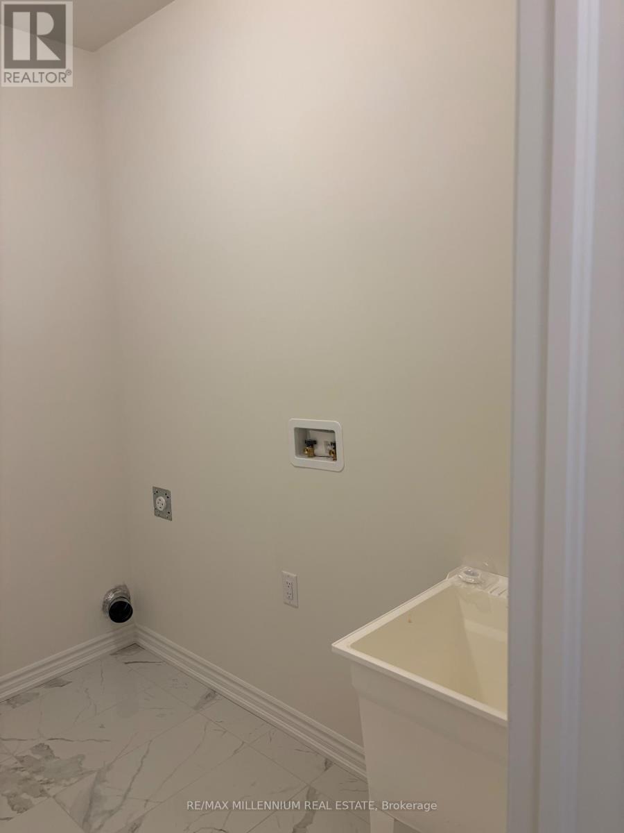 7 Mckernan Avenue, Brantford, Ontario  N3V 0C1 - Photo 13 - X12488280