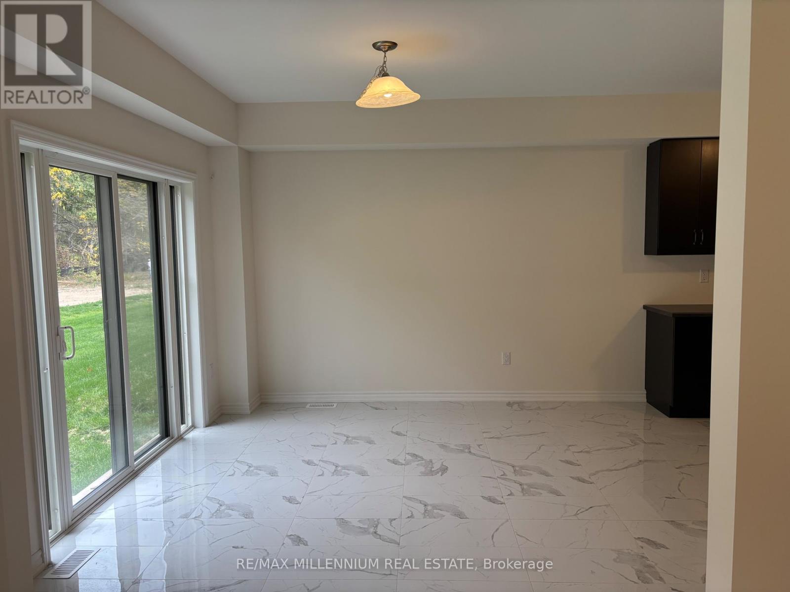 7 Mckernan Avenue, Brantford, Ontario  N3V 0C1 - Photo 10 - X12488280