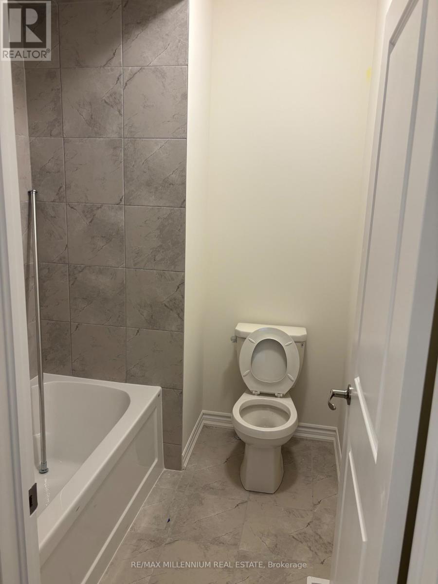 7 Mckernan Avenue, Brantford, Ontario  N3V 0C1 - Photo 27 - X12488280