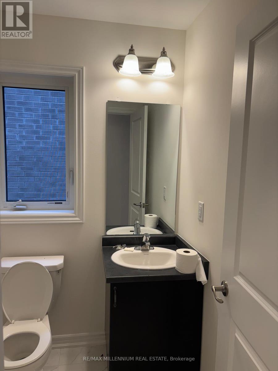 7 Mckernan Avenue, Brantford, Ontario  N3V 0C1 - Photo 5 - X12488280