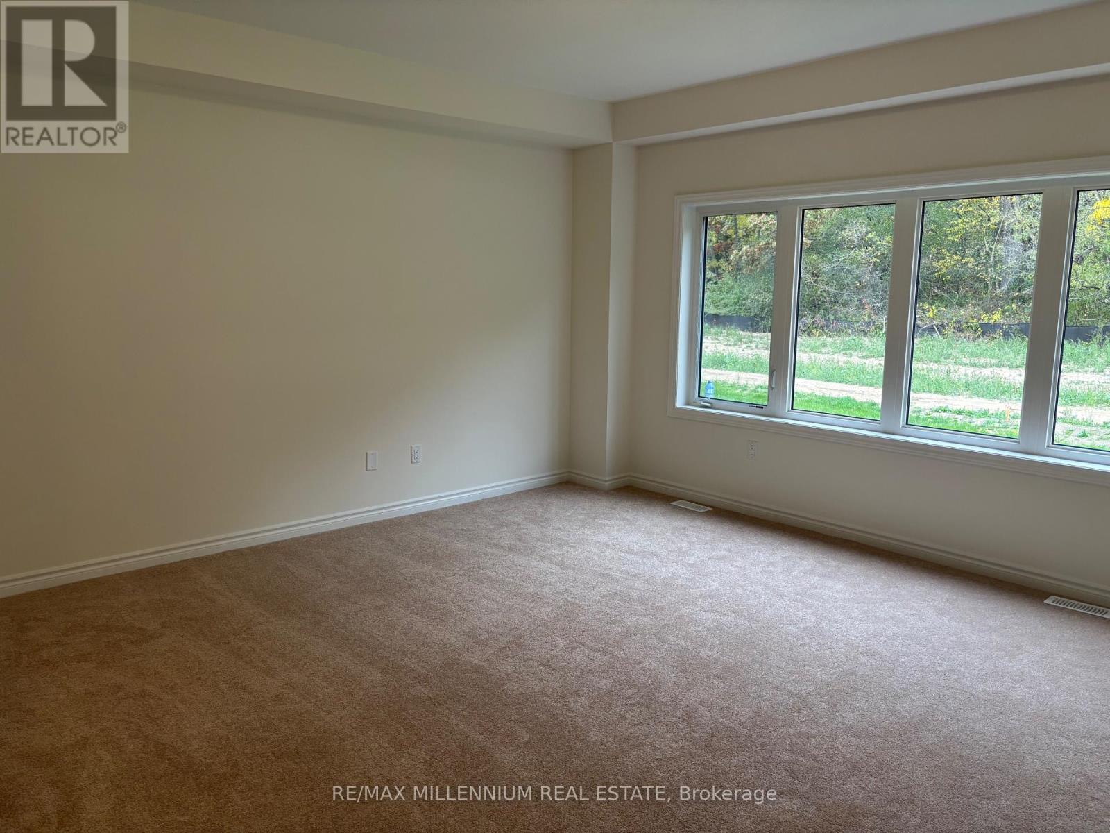 7 Mckernan Avenue, Brantford, Ontario  N3V 0C1 - Photo 9 - X12488280