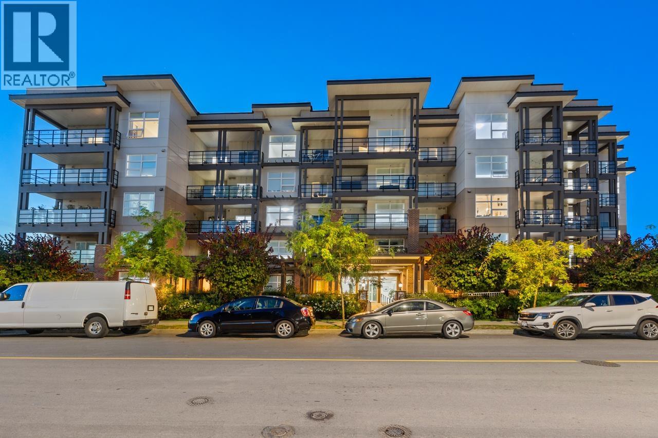 306 22577 Royal Crescent, Maple Ridge, British Columbia  V2X 2M2 - Photo 2 - R3066397