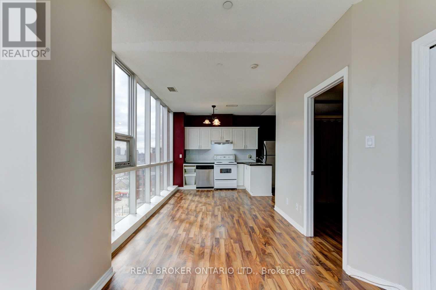 809 - 393 King Street W, Toronto, Ontario  M5V 3G8 - Photo 3 - C12541864