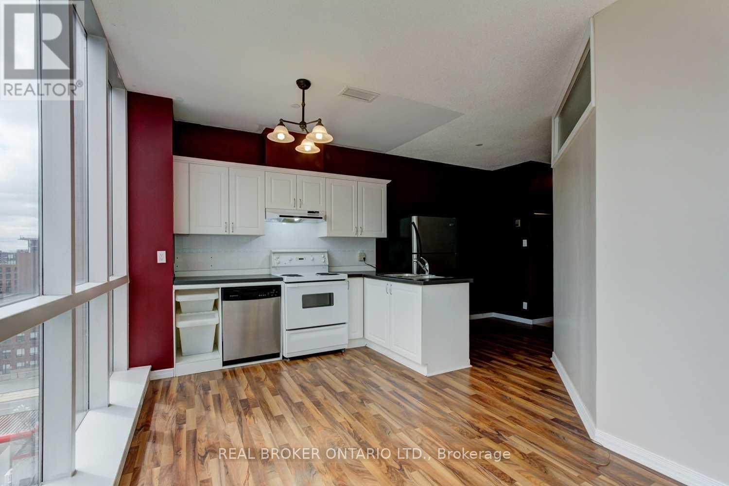 809 - 393 King Street W, Toronto, Ontario  M5V 3G8 - Photo 6 - C12541864