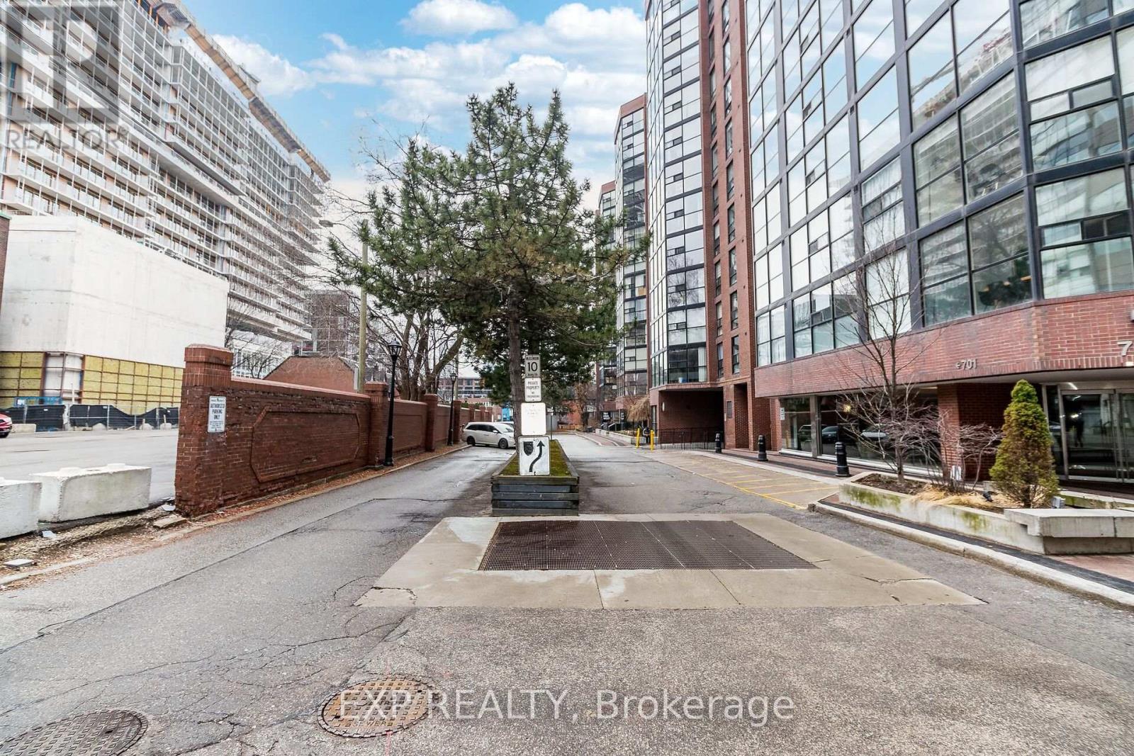 1614 - 705 King Street W, Toronto, Ontario  M5V 2W8 - Photo 33 - C12541870