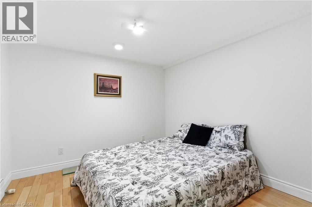 16 Freeland Court, Hamilton, Ontario L8S 3R5 - Photo 31 - 40787879