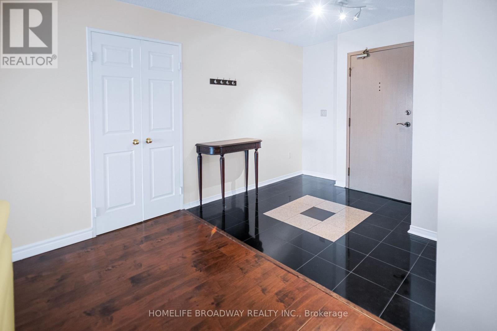 1319 - 7825 Bayview Avenue, Markham, Ontario L3T 7N2 - Photo 3 - N12541898