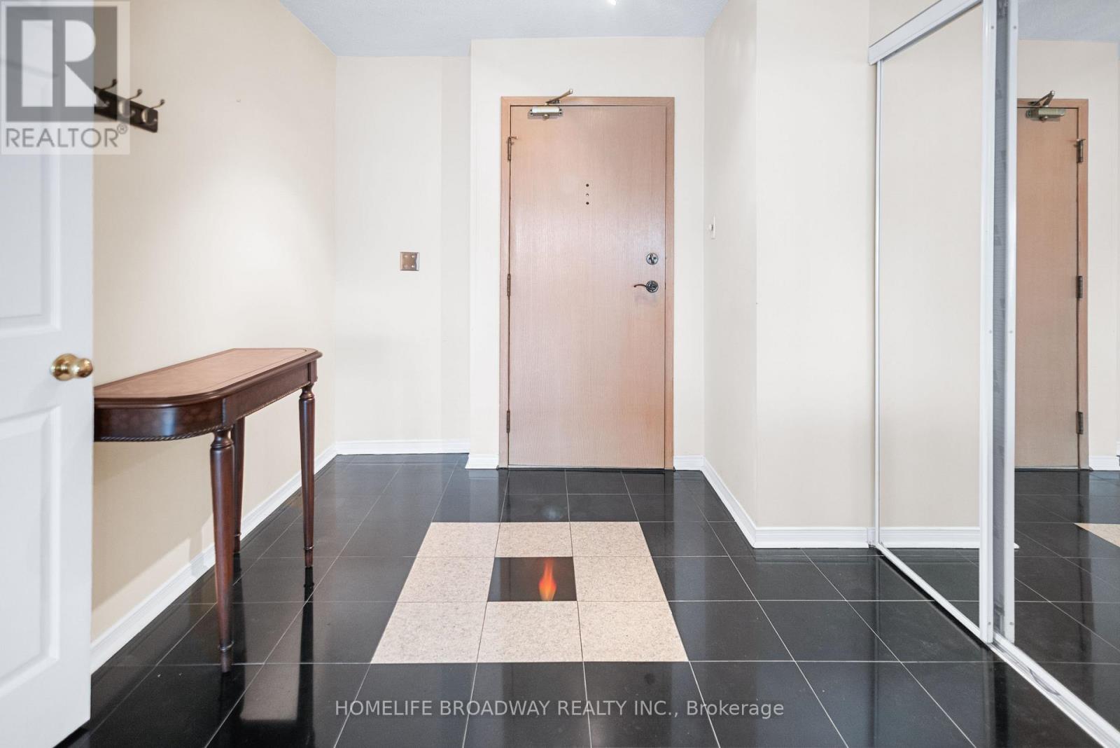 1319 - 7825 Bayview Avenue, Markham, Ontario L3T 7N2 - Photo 4 - N12541898