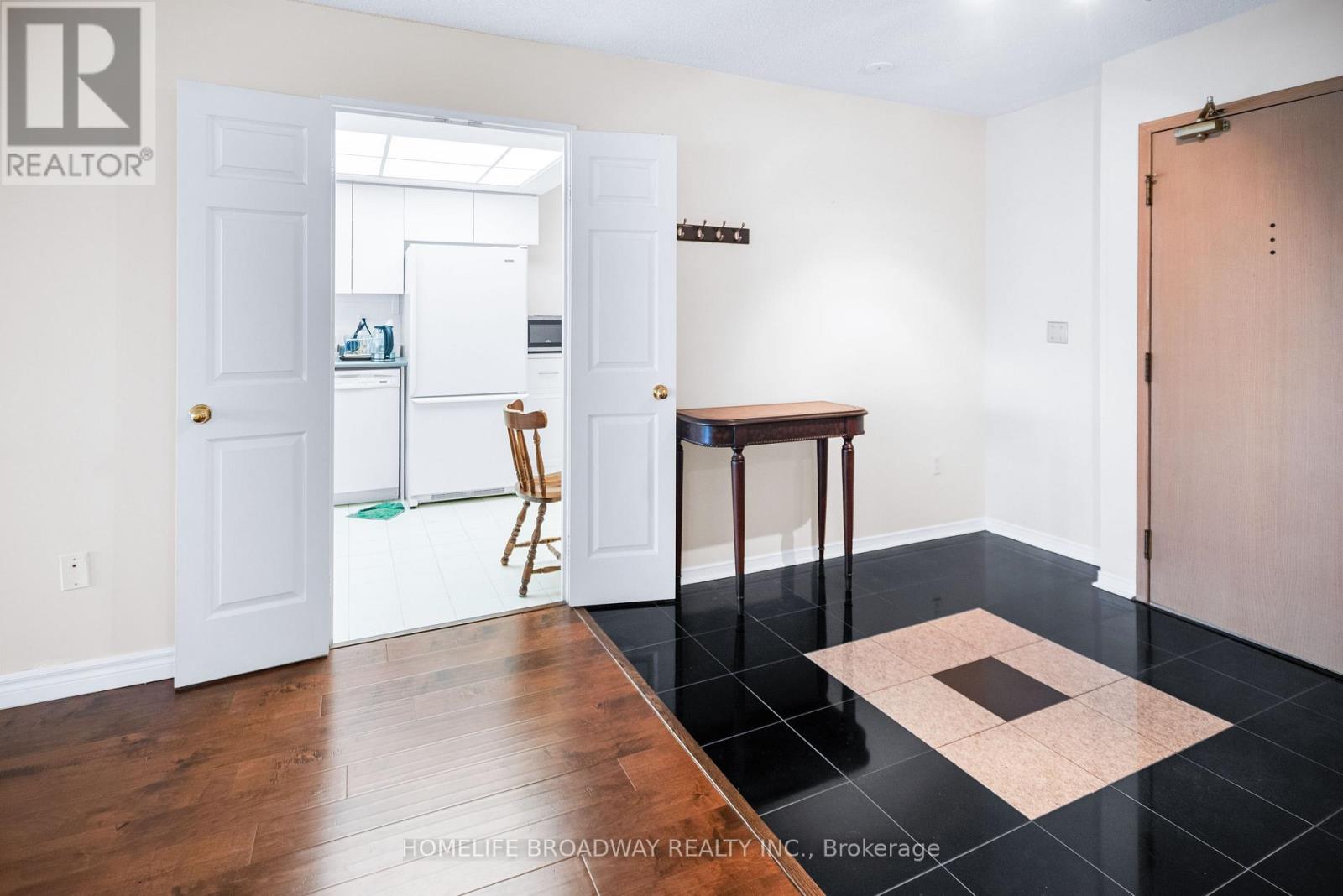 1319 - 7825 Bayview Avenue, Markham, Ontario L3T 7N2 - Photo 5 - N12541898