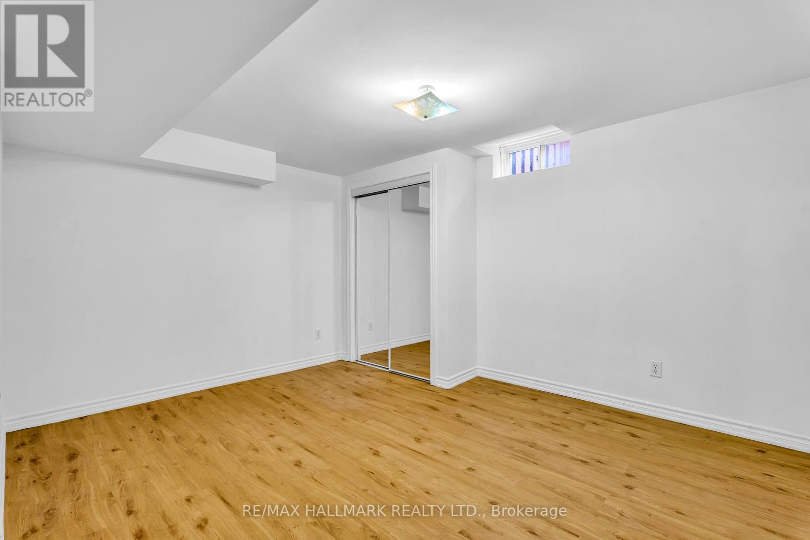 22 Larratt Lane, Richmond Hill, Ontario  L4C 9H9 - Photo 33 - N12541908