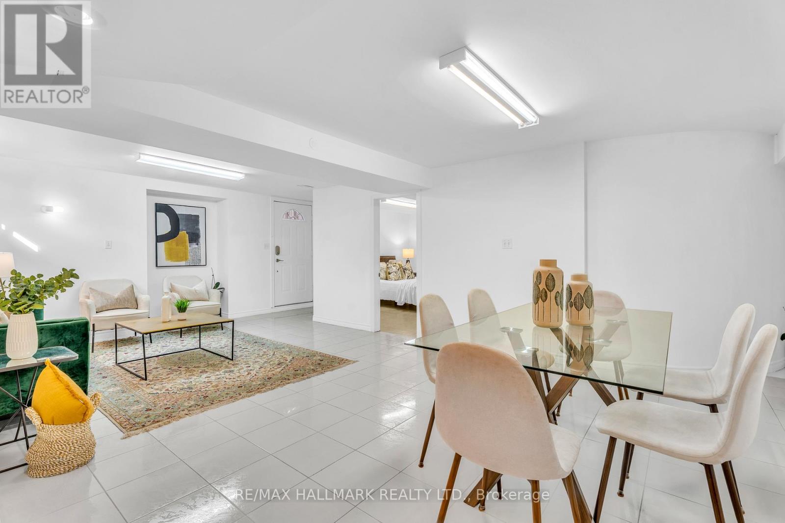 22 Larratt Lane, Richmond Hill, Ontario  L4C 9H9 - Photo 36 - N12541908