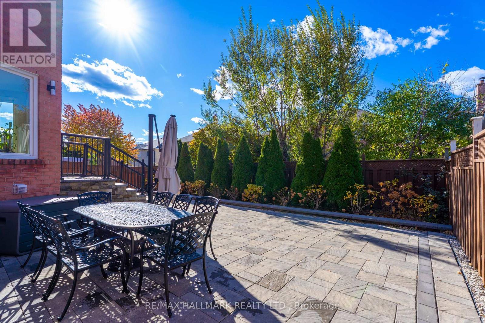 22 Larratt Lane, Richmond Hill, Ontario  L4C 9H9 - Photo 45 - N12541908