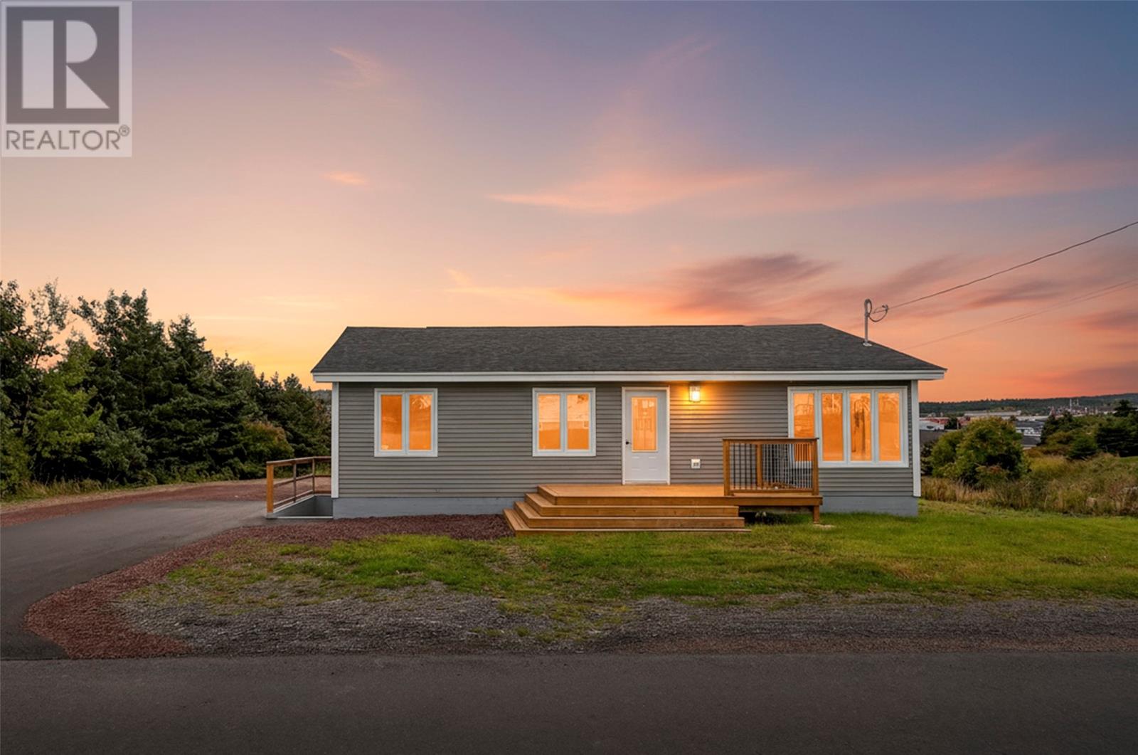 47 London Road, Carbonear, Newfoundland & Labrador  A1Y 1A5 - Photo 2 - 1291254