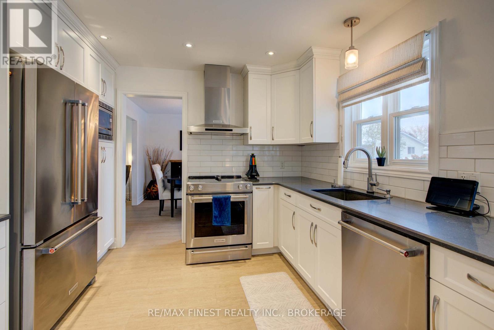 921 Jasper Court, Kingston, Ontario K7P 2A4 - Photo 16 - X12541968