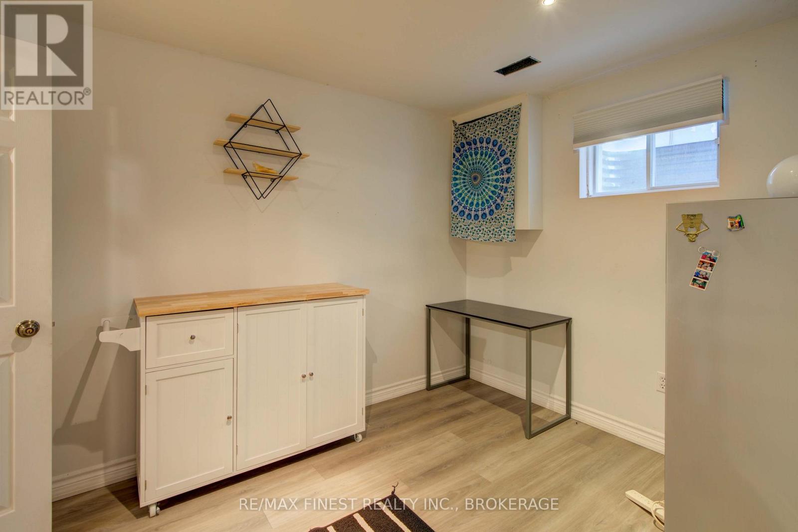 921 Jasper Court, Kingston, Ontario K7P 2A4 - Photo 42 - X12541968