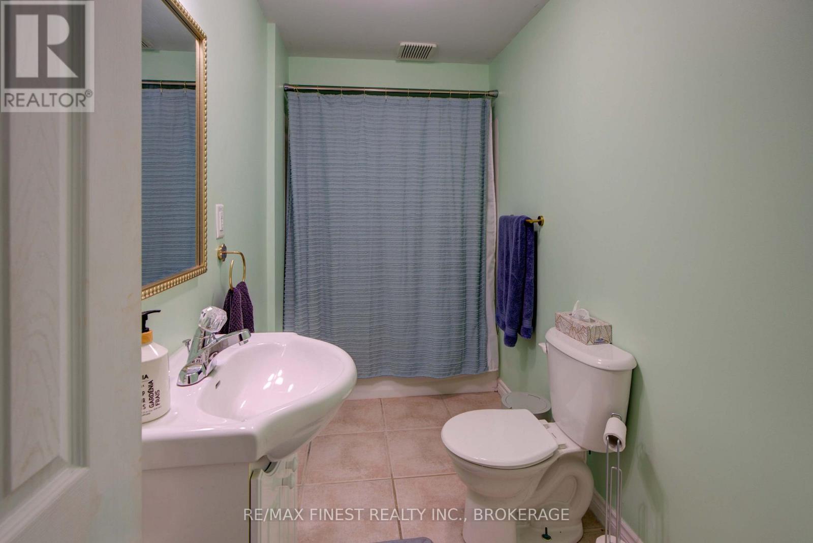 921 Jasper Court, Kingston, Ontario K7P 2A4 - Photo 44 - X12541968