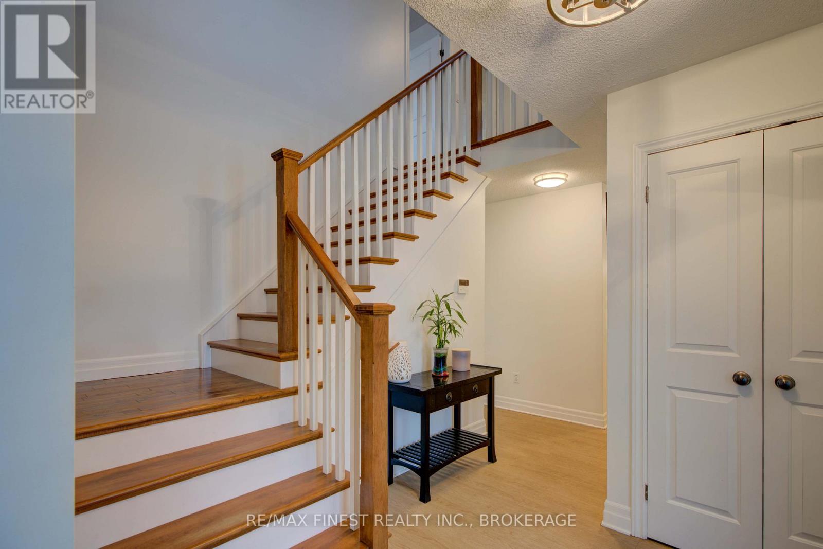 921 Jasper Court, Kingston, Ontario K7P 2A4 - Photo 9 - X12541968