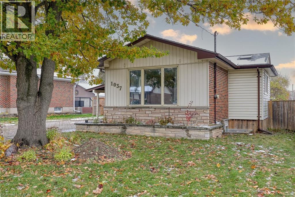 1037 Warwick Street, Woodstock, Ontario  N4S 4S3 - Photo 3 - 40787275