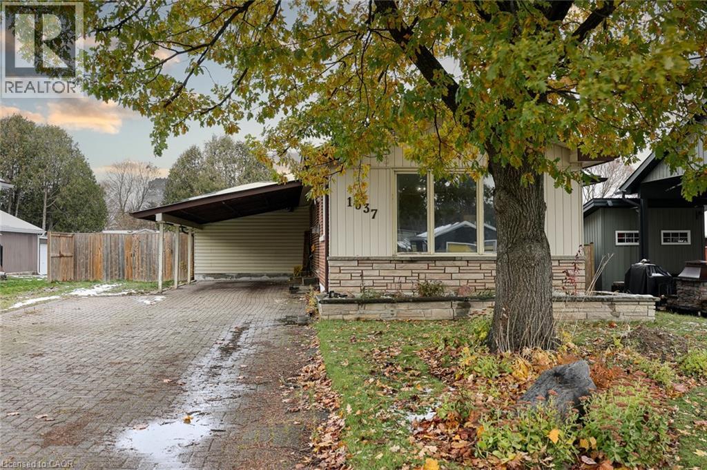 1037 Warwick Street, Woodstock, Ontario  N4S 4S3 - Photo 2 - 40787275