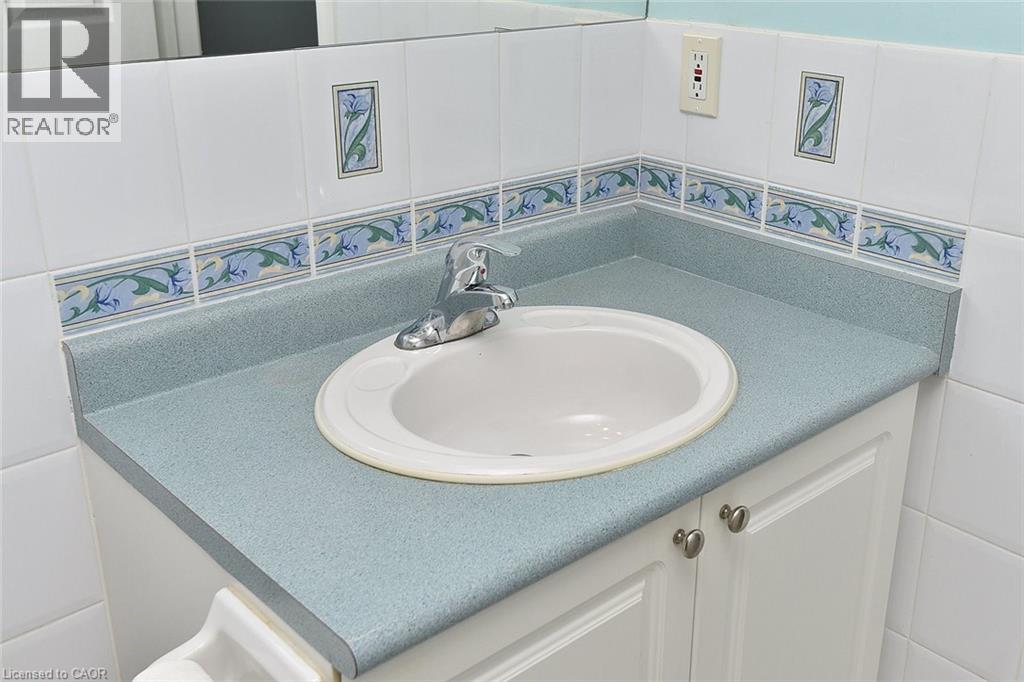 1421 Walkers Line Unit# 203, Burlington, Ontario L7M 4P4 - Photo 26 - 40788113