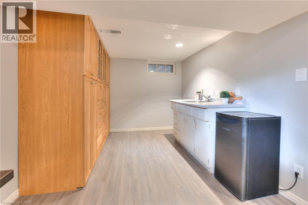 577 Stirling Avenue S, Kitchener, Ontario  N2M 3J5 - Photo 22 - 40788125