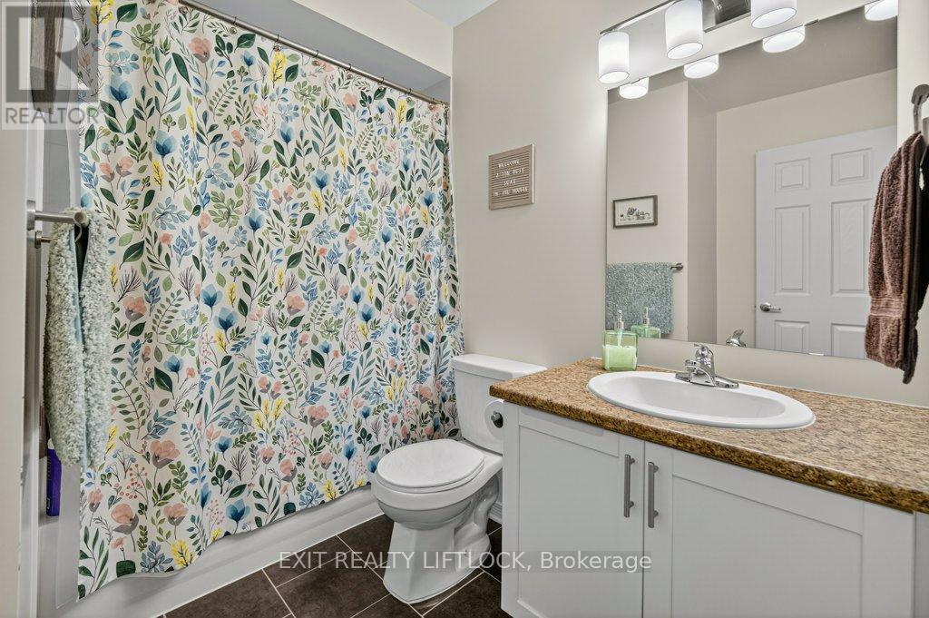 659 Tully Crescent, Peterborough, Ontario K9K 0A9 - Photo 16 - X12542032