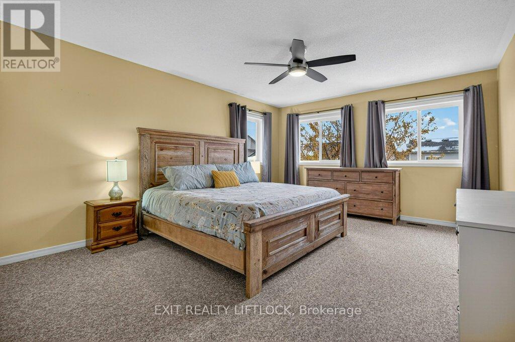 659 Tully Crescent, Peterborough, Ontario K9K 0A9 - Photo 19 - X12542032