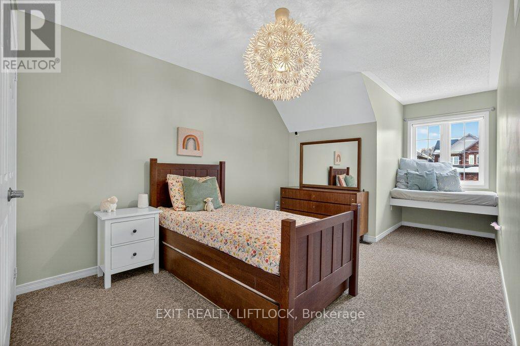 659 Tully Crescent, Peterborough, Ontario K9K 0A9 - Photo 21 - X12542032