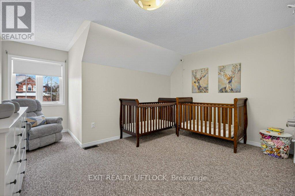 659 Tully Crescent, Peterborough, Ontario K9K 0A9 - Photo 22 - X12542032