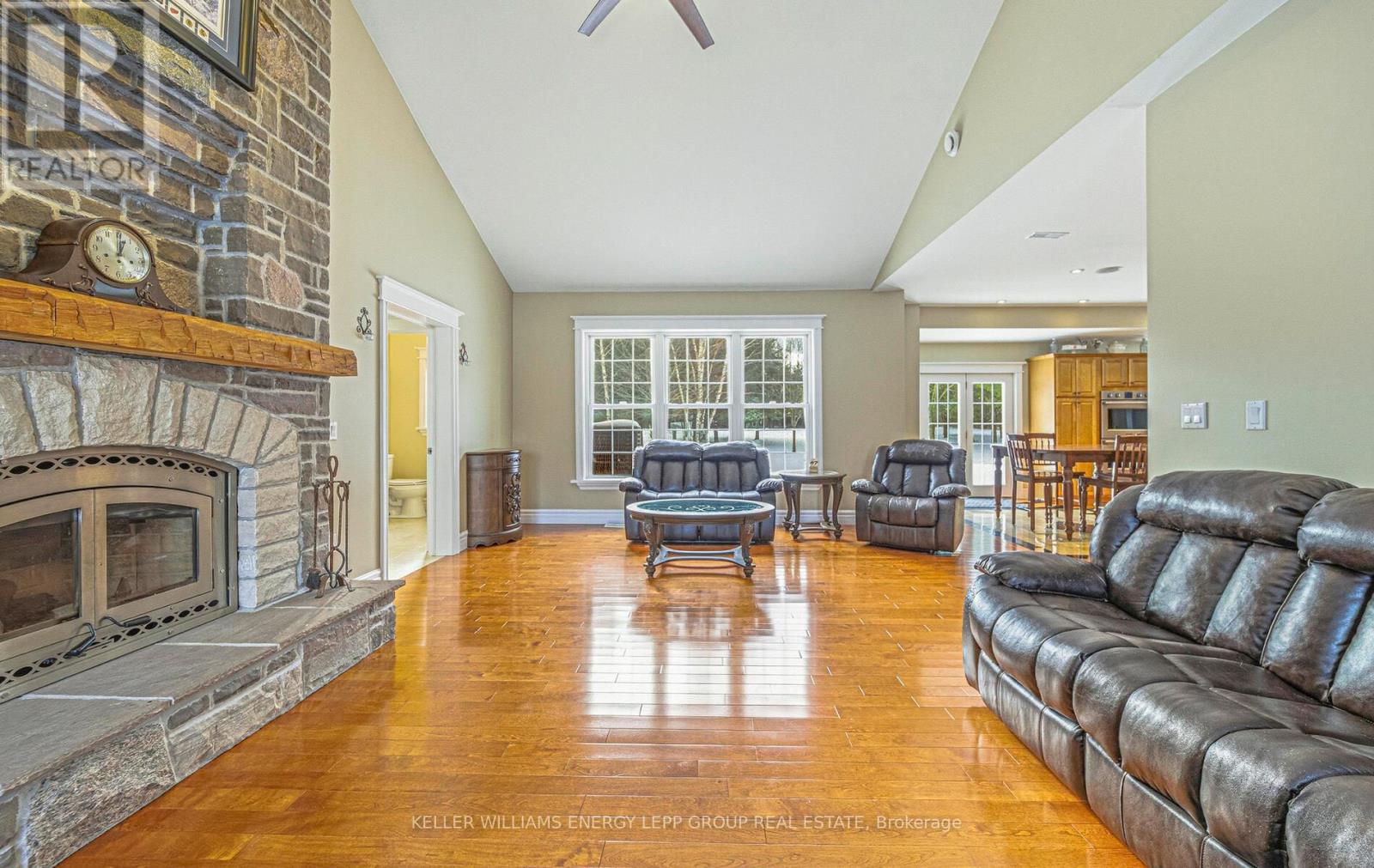 881 Carmel Crescent, Cavan Monaghan, Ontario  L0A 1G0 - Photo 16 - X12542086