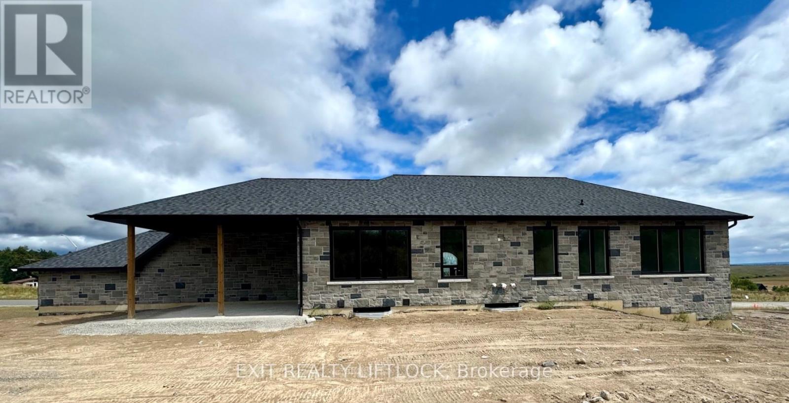 1936 Davenport Road, Cavan Monaghan, Ontario  L0A 1C0 - Photo 6 - X12542090