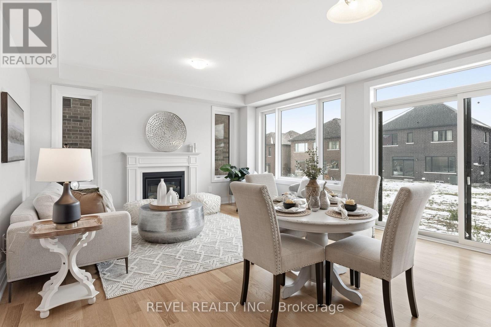 47 Corley Street, Kawartha Lakes, Ontario  K9V 6C2 - Photo 17 - X12542162