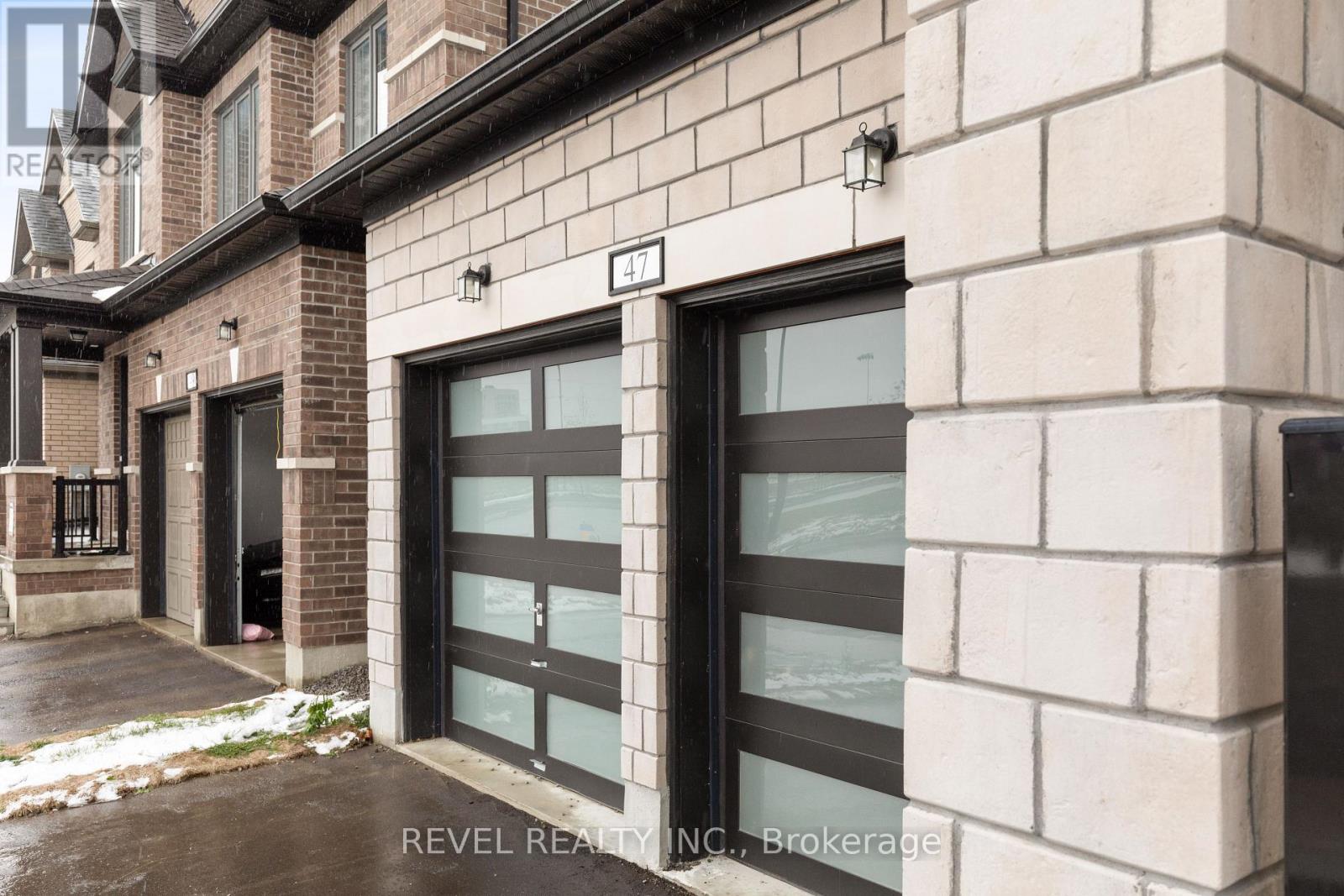 47 Corley Street, Kawartha Lakes, Ontario  K9V 6C2 - Photo 41 - X12542162