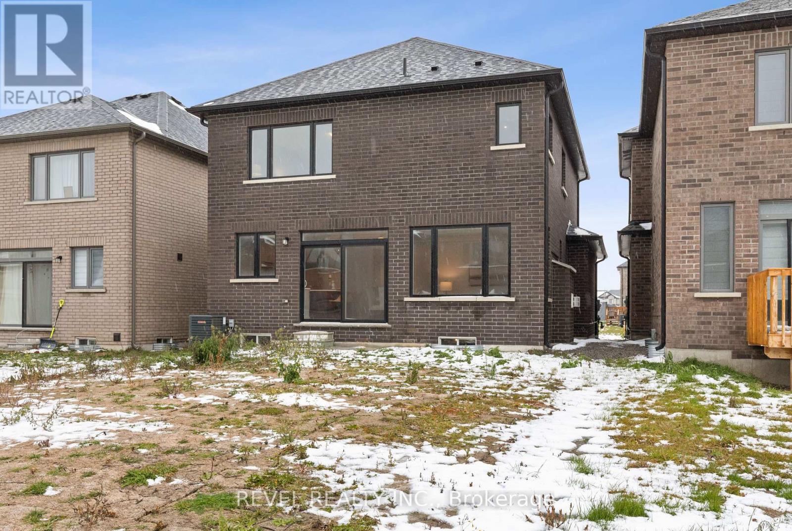 47 Corley Street, Kawartha Lakes, Ontario  K9V 6C2 - Photo 43 - X12542162