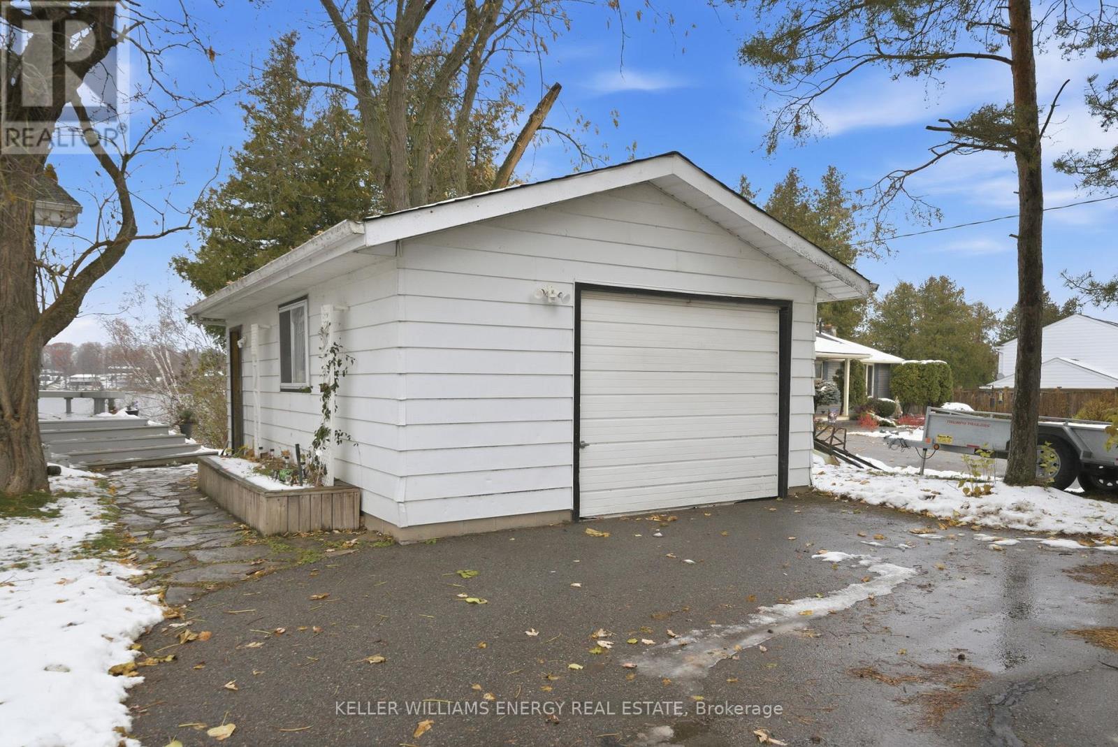 7 Peninsula Drive, Kawartha Lakes, Ontario  K9J 6X3 - Photo 40 - X12542164