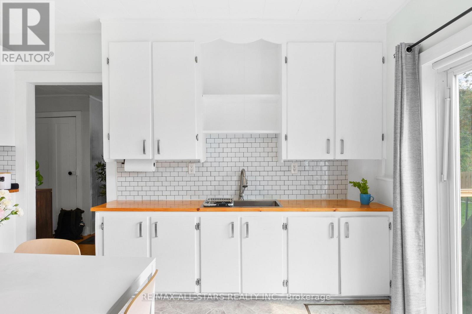 155 Colborne Street, Kawartha Lakes, Ontario  K0M 1N0 - Photo 14 - X12542168