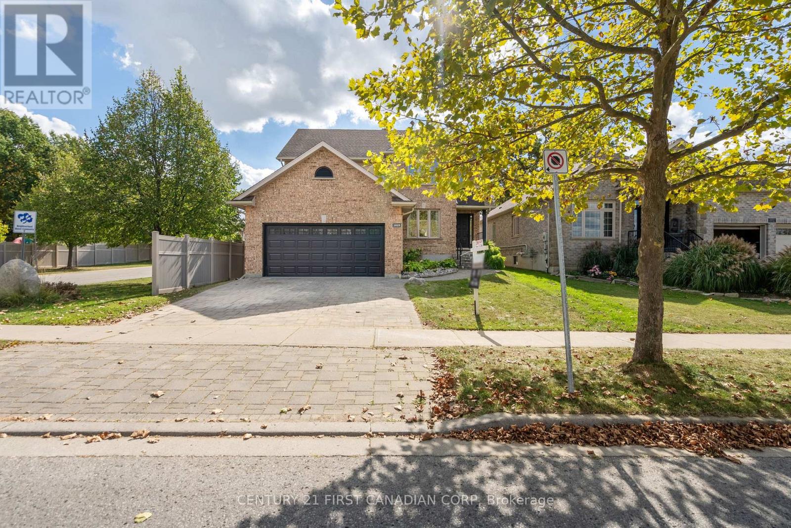 This River Bend home sounds fantastic! With its spacious 2300 sq. ft. layout, new deck, and potential for a backyard pool, it certainly offers a lot of value. The custom kitchen with cherry wood cabinets must add a nice touch, and the master suite with its ensuite and vaulted ceiling sounds quite luxurious. The open concept living area with a gas fireplace and panoramic windows is perfect for enjoying natural light and views. Plus, having an unfinished lower level gives buyers the flexibility to create their own space. It really does seem like a top-tier option for anyone looking to settle down in a beautiful home! Are you considering making a move or just exploring your options? (id:48254)