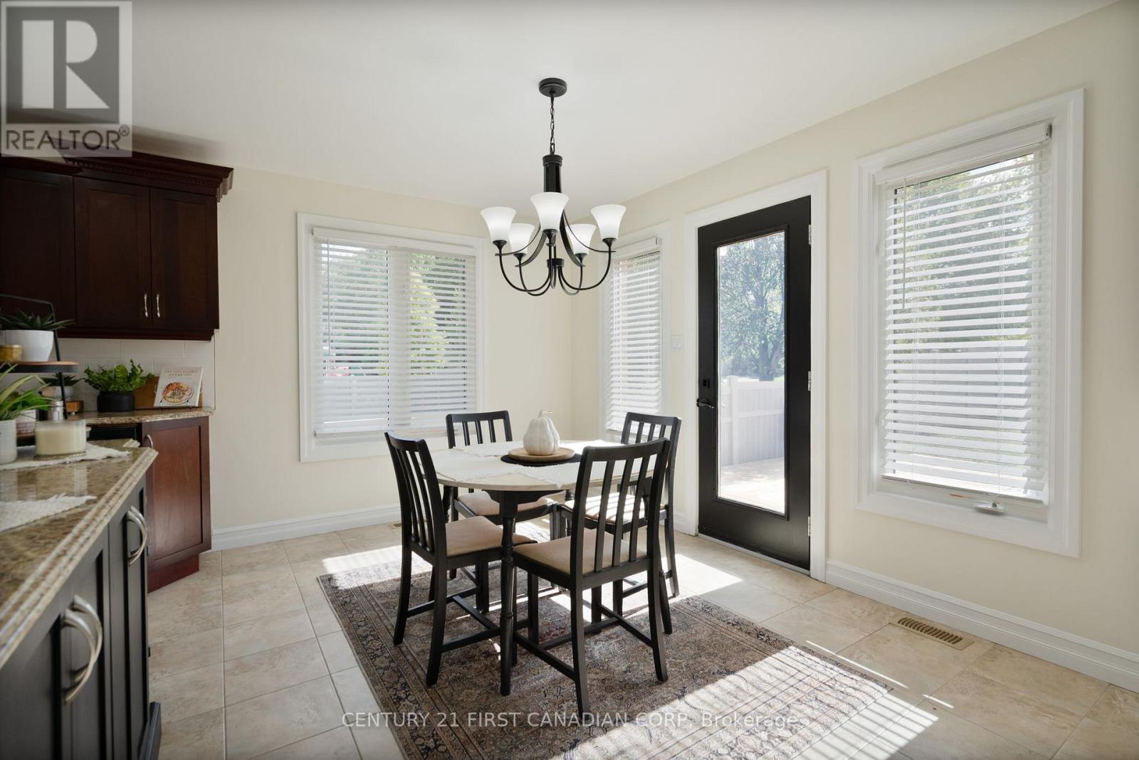 1625 Shore Road, London South, Ontario  N6K 4Z5 - Photo 14 - X12542136