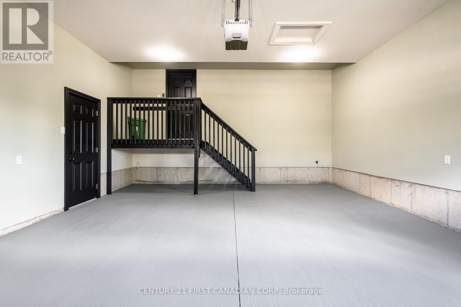 1625 Shore Road, London South, Ontario  N6K 4Z5 - Photo 37 - X12542136