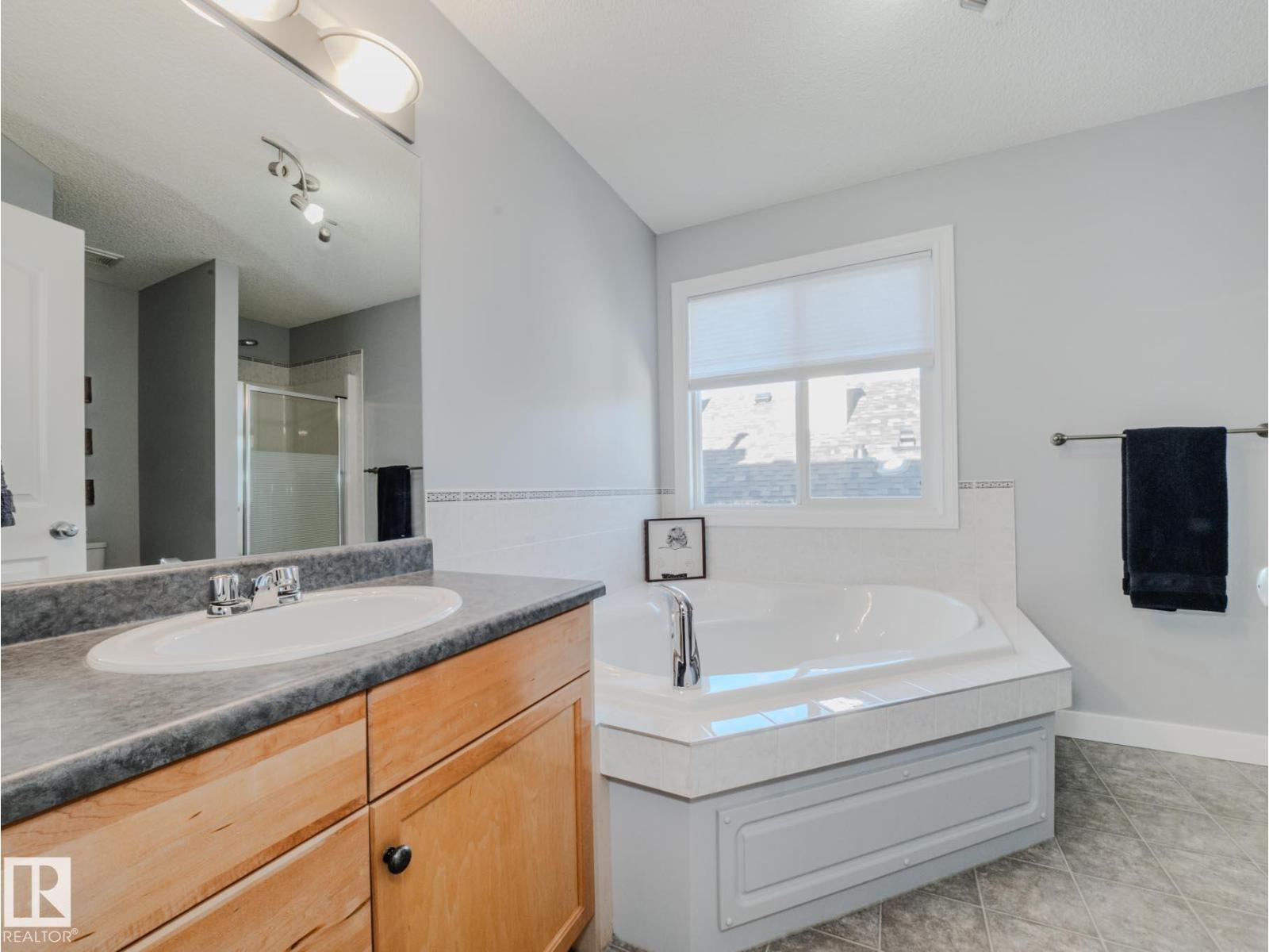 109 Rue Moreau, Beaumont, Alberta  T4X 1T1 - Photo 30 - E4465612