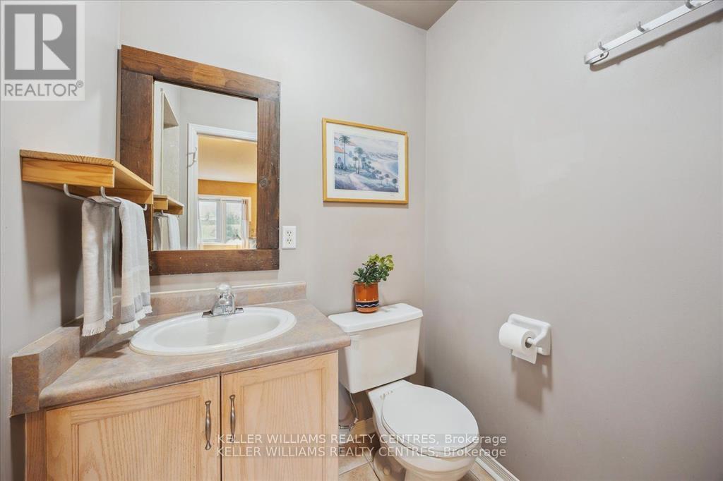 11 Snedden Avenue, Aurora, Ontario  L4G 7J6 - Photo 19 - N12541778