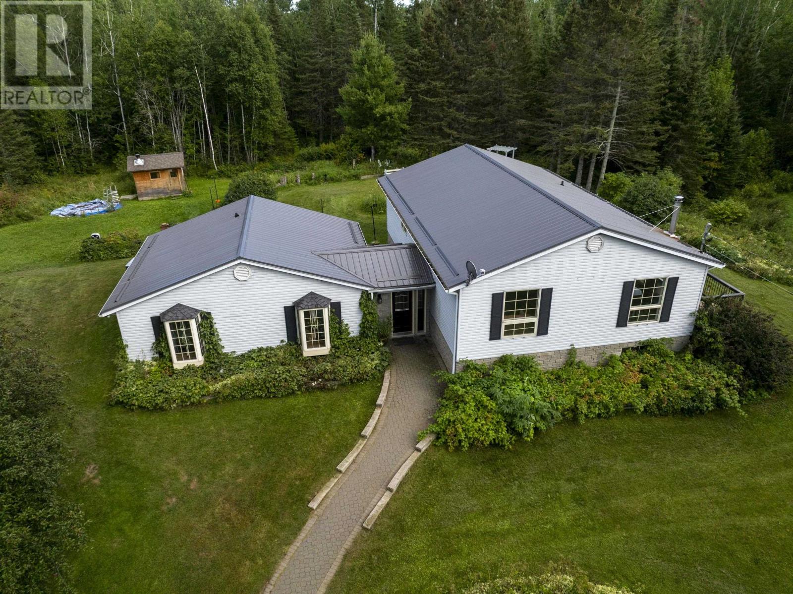 230 Gus Wouri Rd, Thunder Bay, Ontario  P7G 2G6 - Photo 4 - TB252875