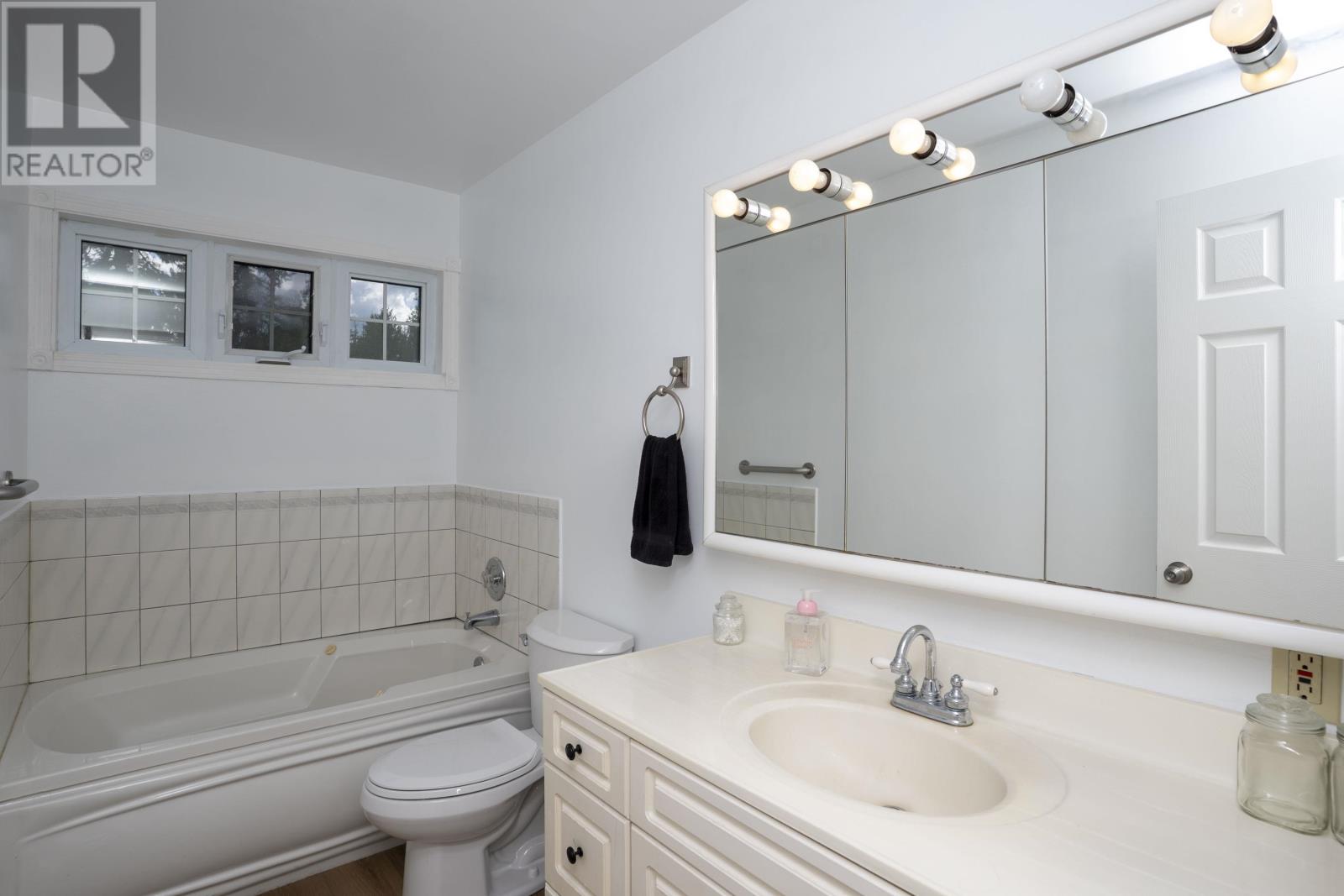 230 Gus Wouri Rd, Thunder Bay, Ontario  P7G 2G6 - Photo 49 - TB252875