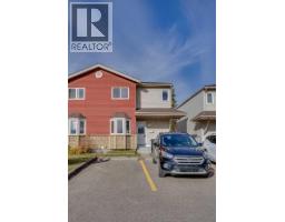 153C DICKINS Drive Dickinsfield