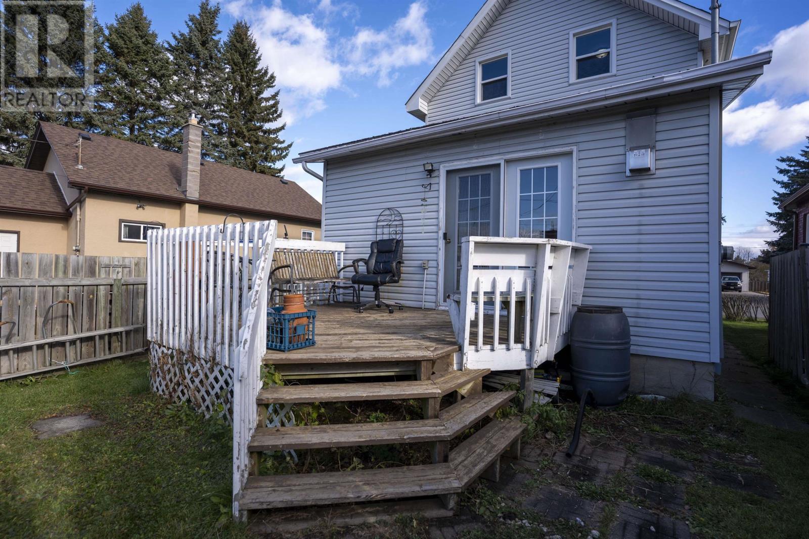 1317 Home Ave, Thunder Bay, Ontario  P7E 3B8 - Photo 5 - TB253459