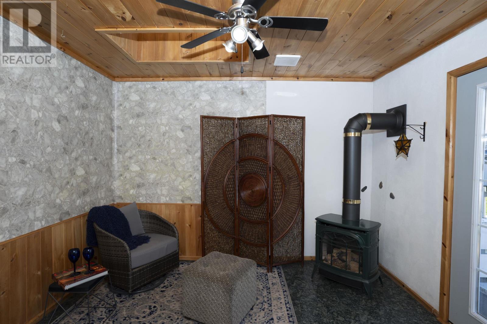 1317 Home Ave, Thunder Bay, Ontario  P7E 3B8 - Photo 14 - TB253459