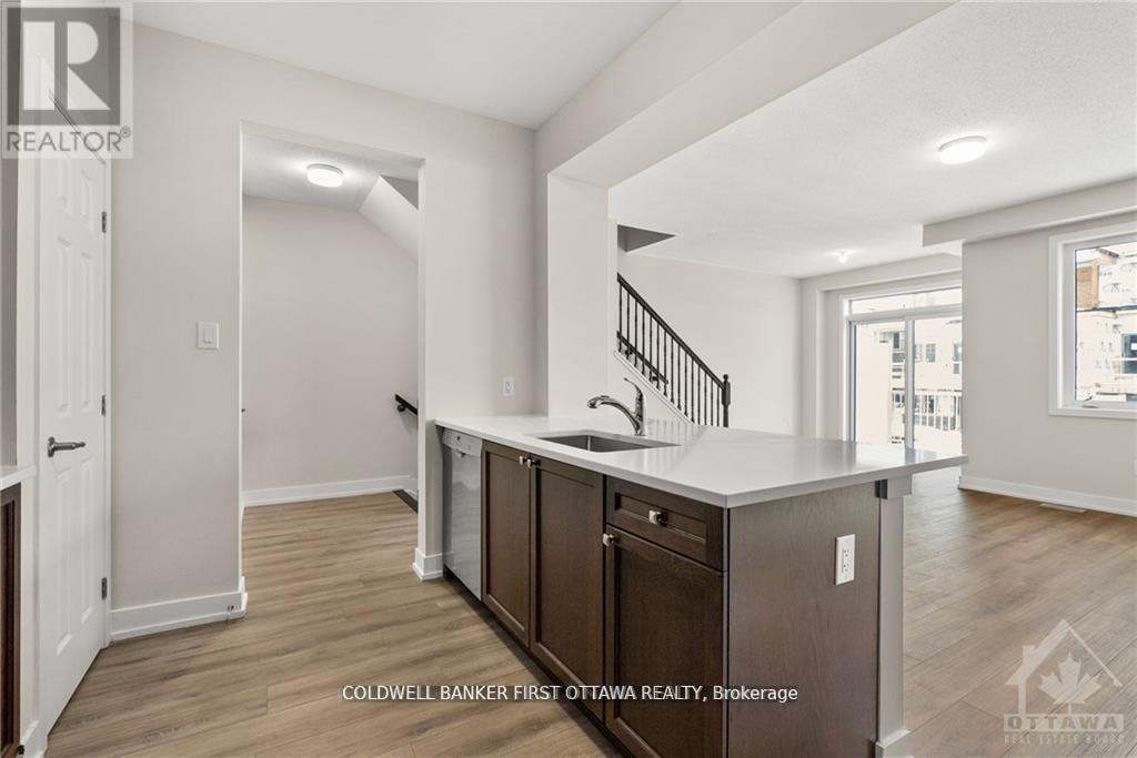 203 Anyolite Private, Ottawa, Ontario  K2J 7J3 - Photo 12 - X12542042