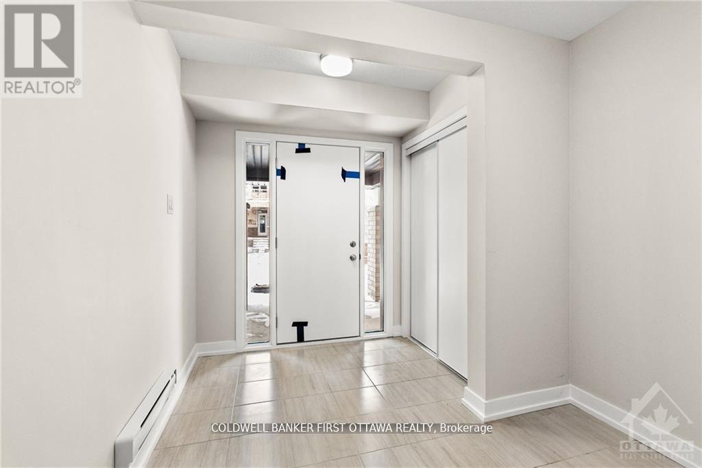 203 Anyolite Private, Ottawa, Ontario  K2J 7J3 - Photo 4 - X12542042