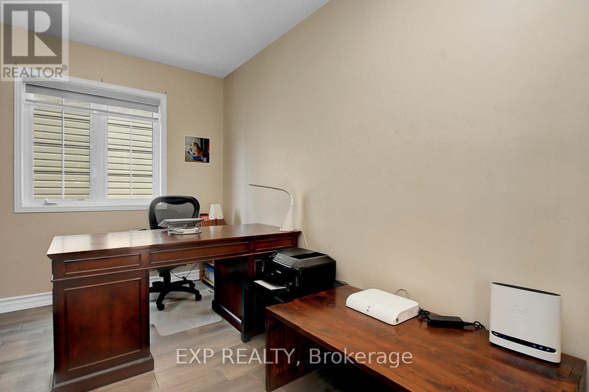 228 Hidden Meadow Avenue, Ottawa, Ontario  K1T 0C2 - Photo 25 - X12542106